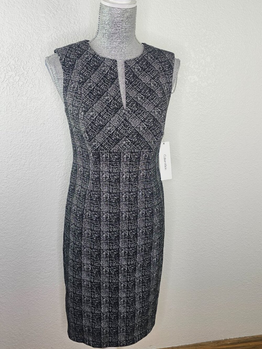 Calvin Klein Marlow Fitted Sheath Dress Size 4